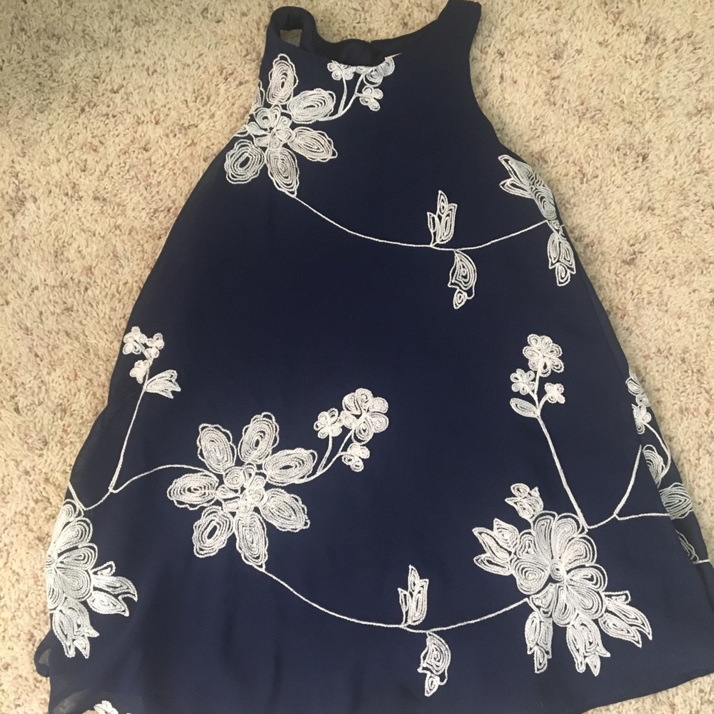 Girls dress